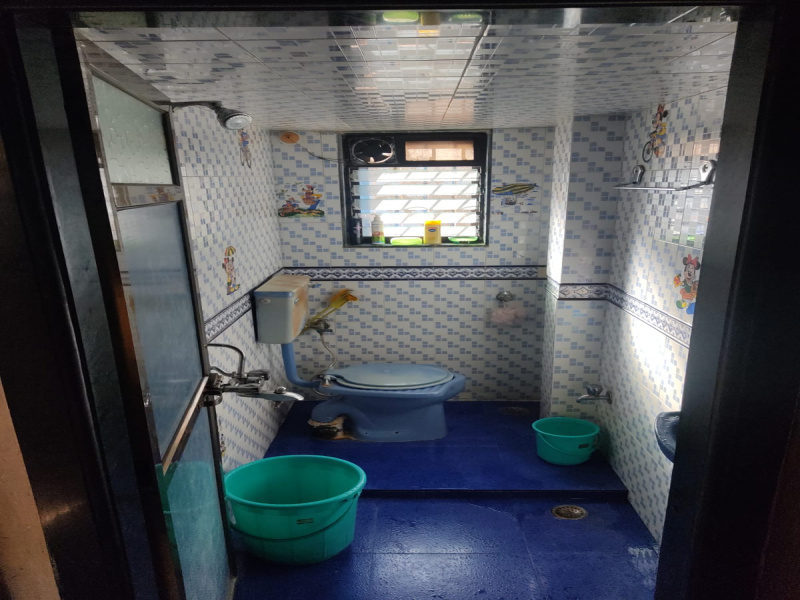 4 BHK House 2500 Sq.ft. for Rent in Borivali East, Mumbai