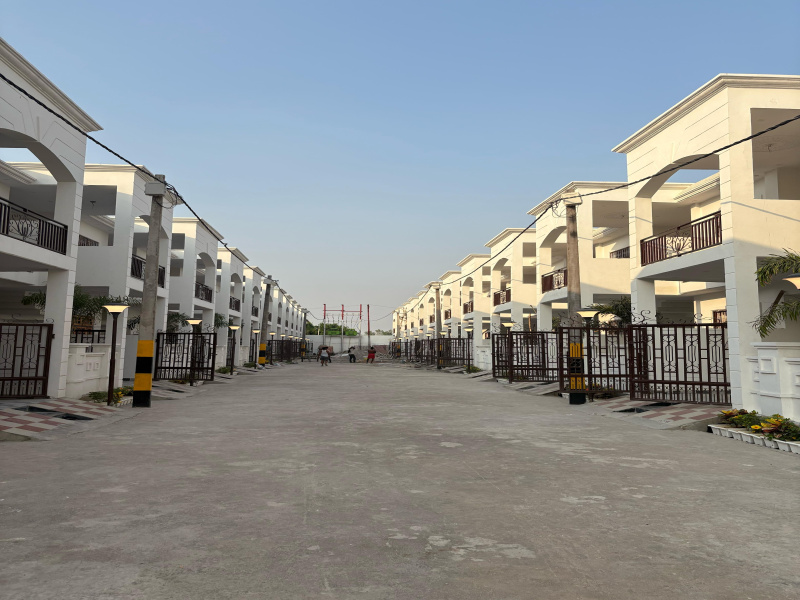 2 BHK 1000 Sq.ft. House for Sale in Sultanpur Road, Lucknow