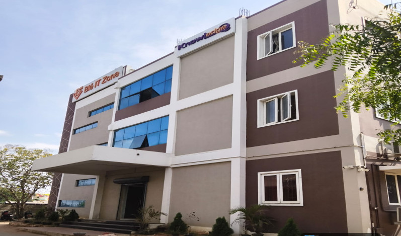  4554 Sq.ft. Office Space for Rent in Madukkarai, Coimbatore