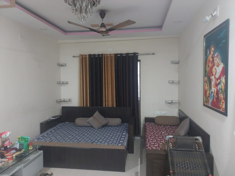 2 BHK Apartment 1200 Sq.ft. for Rent in Chhani Jakatnaka, Vadodara