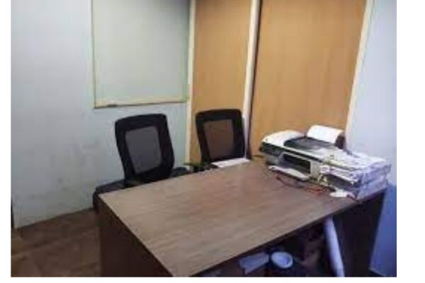  Business Center 350 Sq.ft. for Rent in Sector 132 Noida