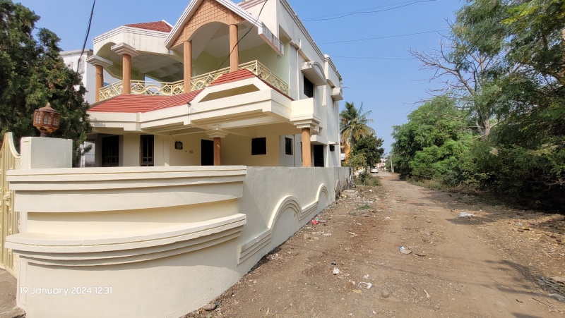 3.5 BHK 2800 Sq.ft. House for Sale in Alodi, Wardha