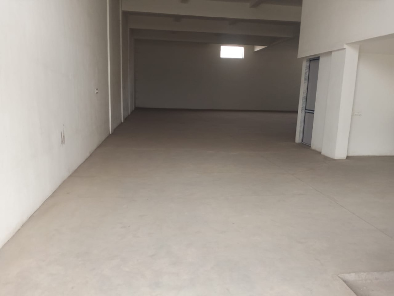  Warehouse 3835 Sq.ft. for Rent in Kadodara, Surat