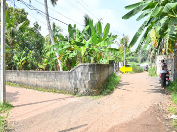  Residential Plot for Sale in Vattiyoorkavu, Thiruvananthapuram