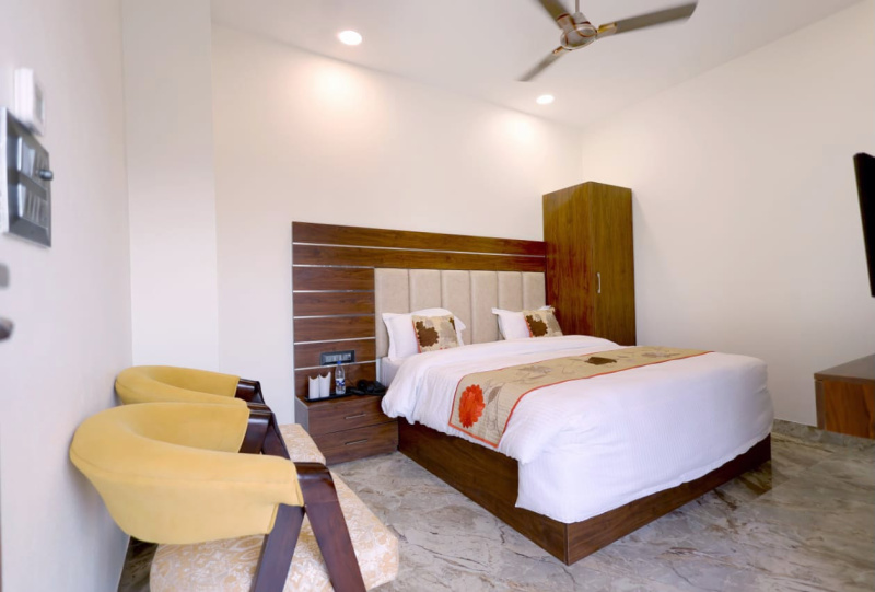  Guest House 240 Sq.ft. for Sale in Chhatikara Road, Vrindavan