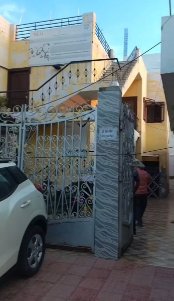  240 Sq.ft. Guest House for Sale in Chaitanya Vihar, Vrindavan