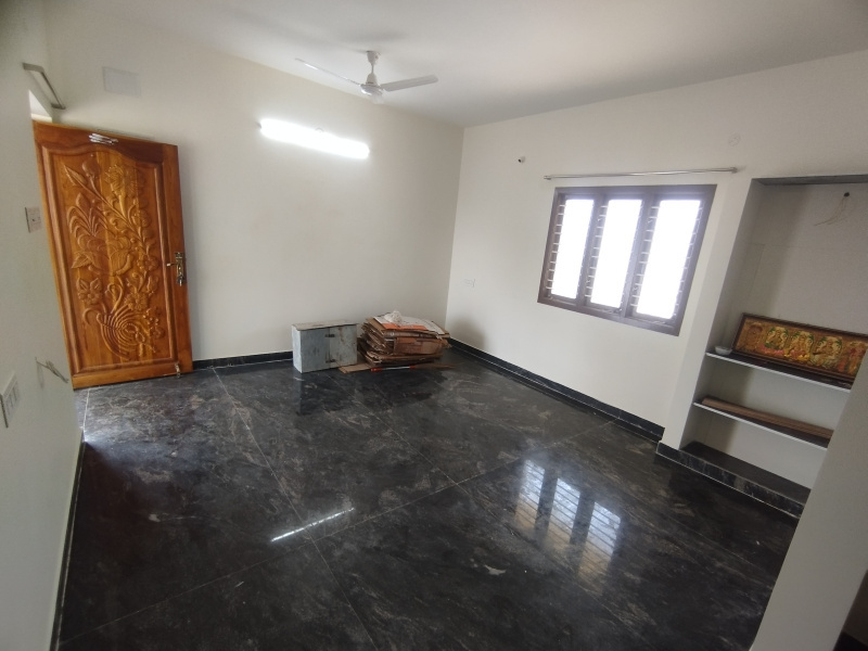 1 BHK 700 Sq.ft. House for Rent in Vadalur, Cuddalore