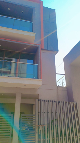 3 BHK Villa 1200 Sq.ft. for Rent in Dindoli, Surat