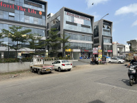 Office Space for Rent in Piplod, Surat