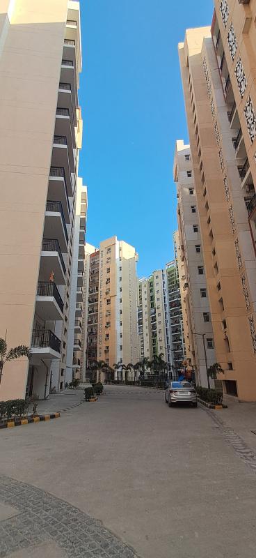 3 BHK Apartment 2400 Sq.ft. for Sale in Dwarka Expressway, Gurgaon