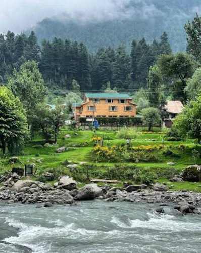  16000 Sq.ft. Guest House for Rent in Pahalgam, Anantnag