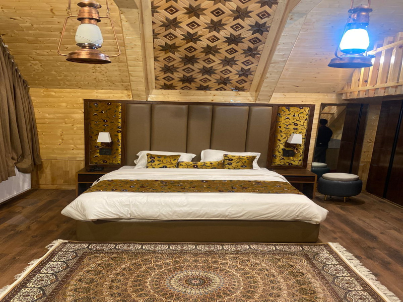 6 BHK 15000 Sq.ft. Farm House for Rent in Nishat, Srinagar