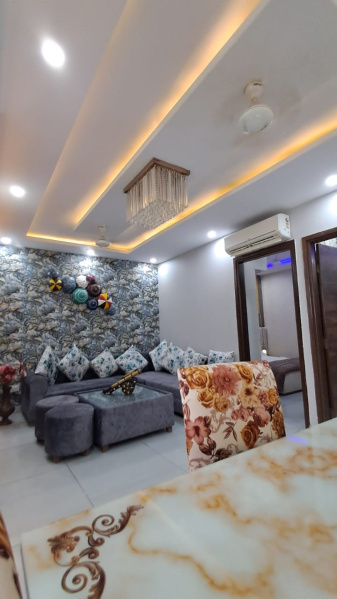 3 BHK Apartment 1350 Sq.ft. for Sale in Patiala Road, Zirakpur