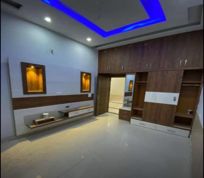 3 BHK House 2550 Sq.ft. for Sale in Badal Colony, Zirakpur