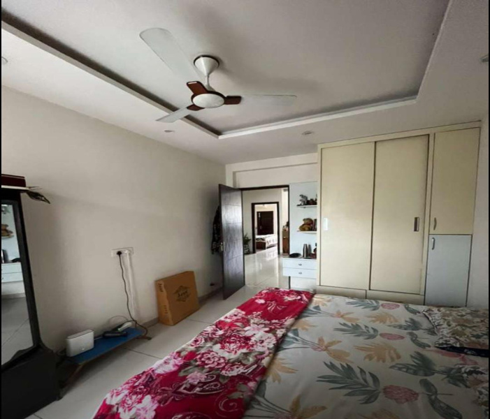 3 BHK 1350 Sq.ft. Apartment for Sale in Singhpura, Zirakpur