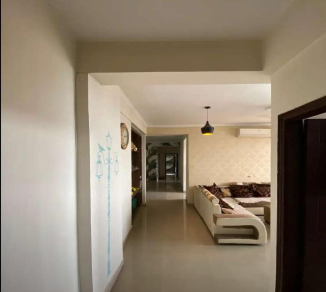 4 BHK 1860 Sq.ft. Apartment for Sale in VIP Road, Zirakpur