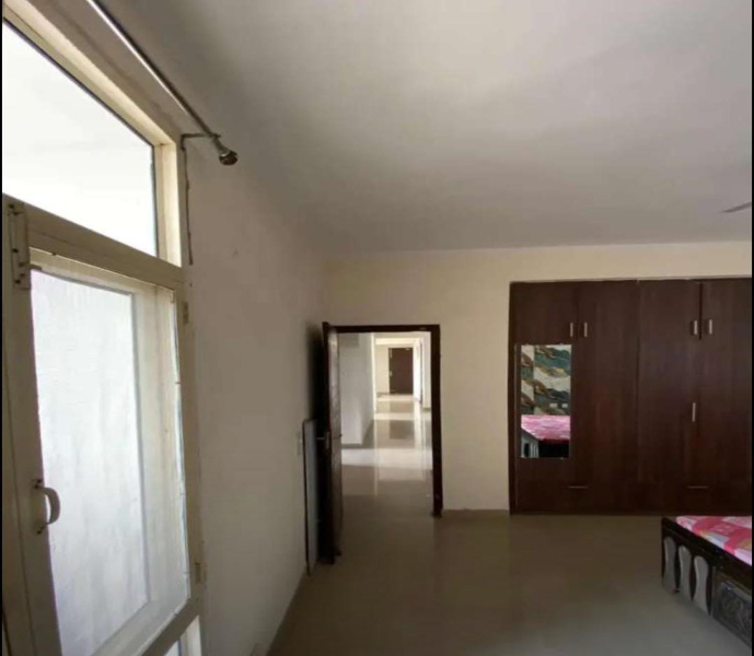 4 BHK 1860 Sq.ft. Apartment for Sale in VIP Road, Zirakpur