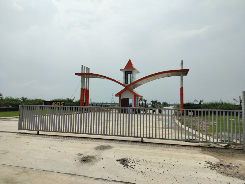  900 Sq.ft. Residential Plot for Sale in Chhatikara Road, Mathura