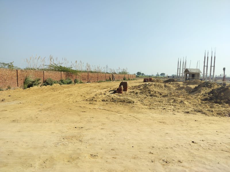  801 Sq.ft. Residential Plot for Sale in Chhatikara Road, Vrindavan