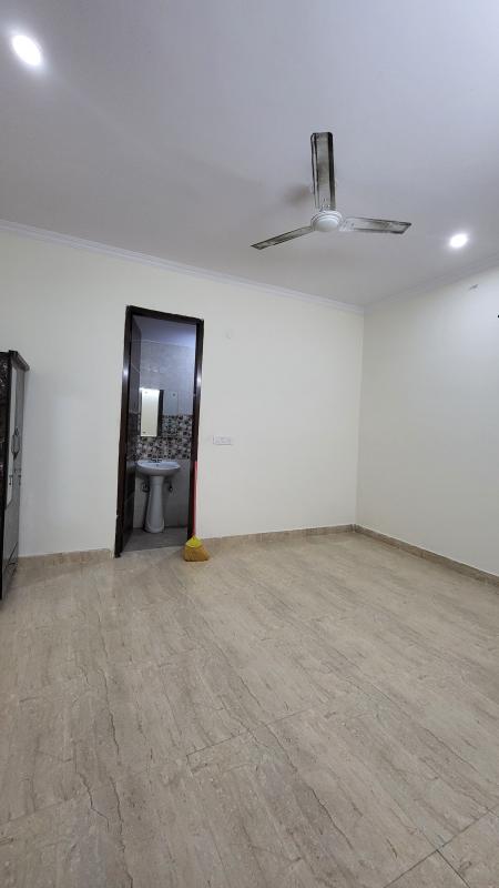 1 BHK Builder Floor 550 Sq.ft. for Rent in Chattarpur, Delhi