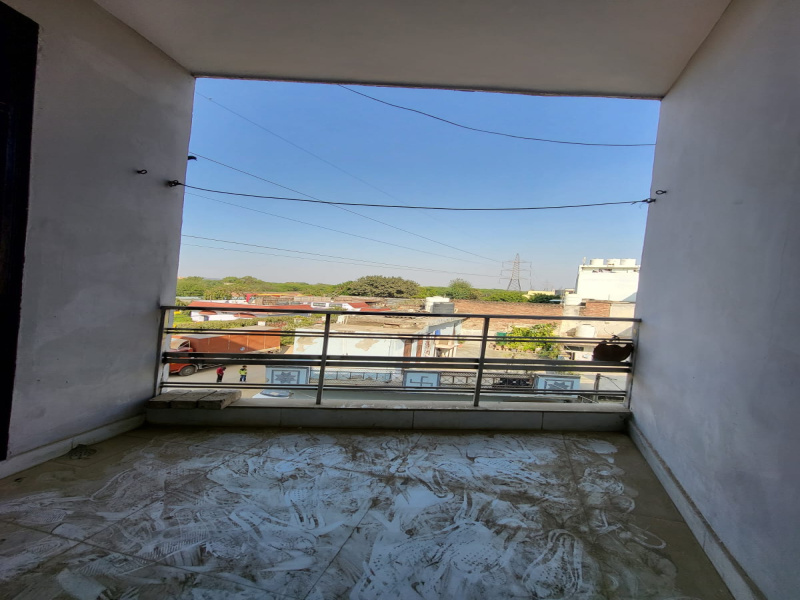 2 BHK 800 Sq.ft. Builder Floor for Rent in Chattarpur, Delhi