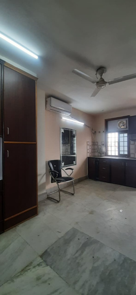 1 BHK 3550 Sq.ft. Builder Floor for Rent in Chattarpur, Delhi