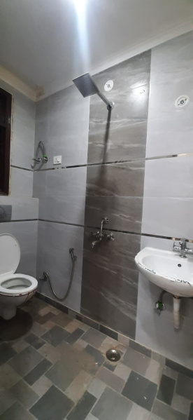 2 BHK 900 Sq.ft. Builder Floor for Rent in Chattarpur, Delhi