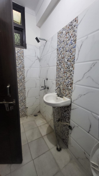 2 BHK 800 Sq.ft. Builder Floor for Rent in Chattarpur, Delhi