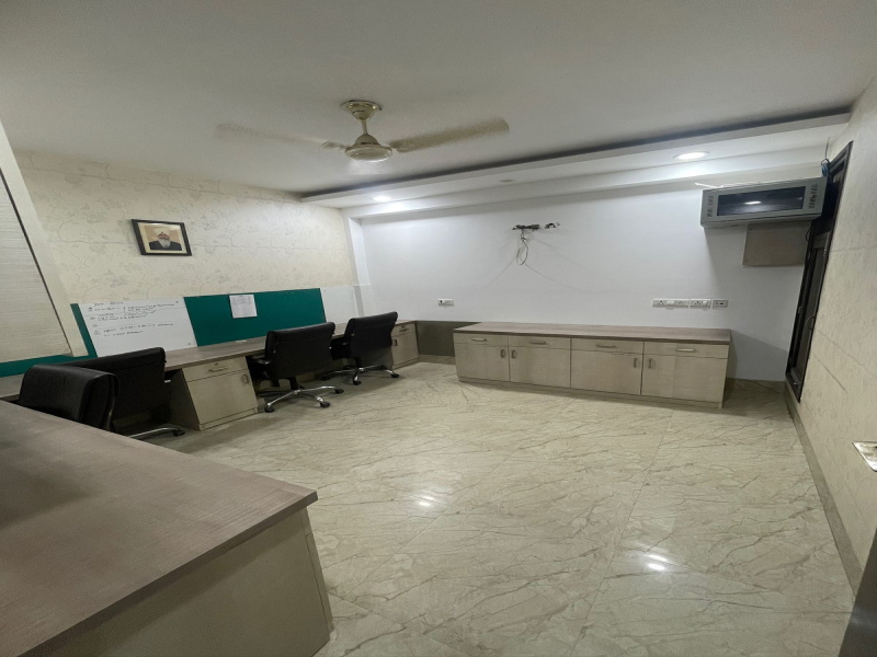 3 BHK 1400 Sq.ft. Builder Floor for Rent in Chattarpur, Delhi