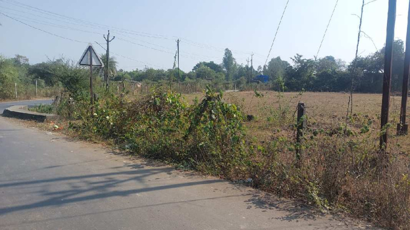  Industrial Land 700 Sq. Meter for Sale in Umbergaon, Valsad