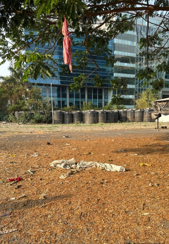 1 RK 20 Guntha Builder Floor for Sale in Dadar, Mumbai