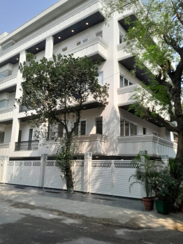 3 BHK Farm House for Sale in Vasant Kunj, Delhi