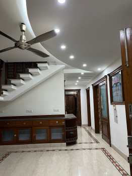 8 BHK Villa for Sale in Sector 16 Rohini, Delhi