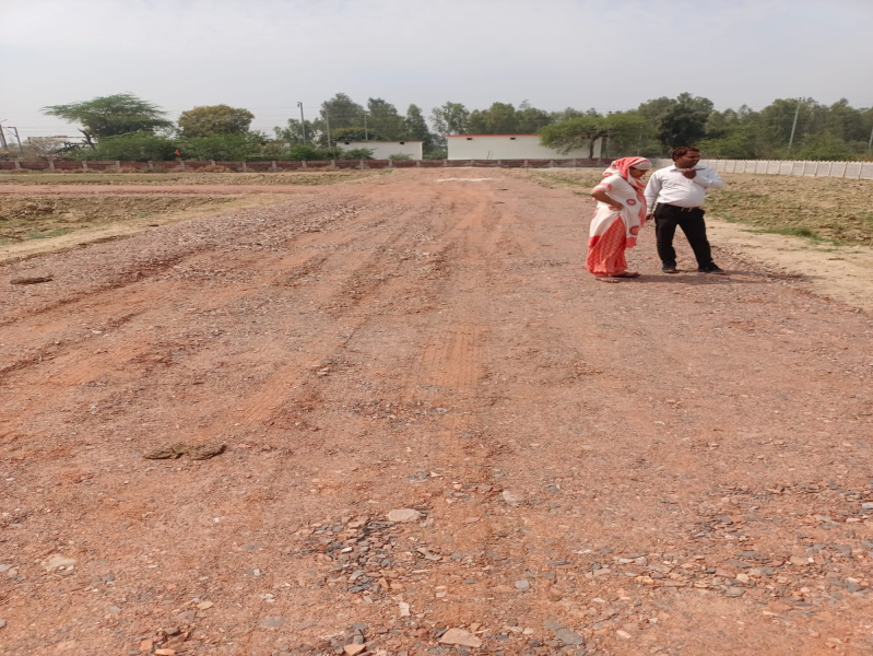  Commercial Land 319 Sq. Yards for Sale in Chhata, Mathura