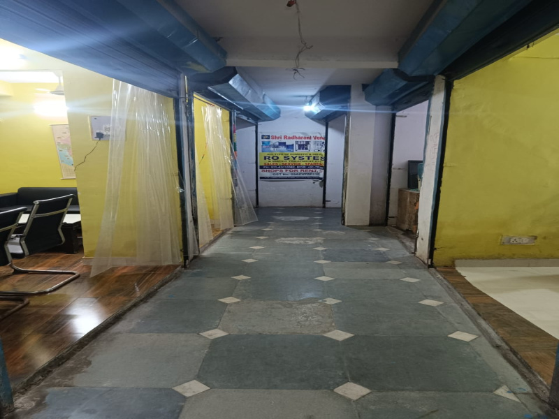 Commercial Shop 1800 Sq.ft. for Sale in Madhu Vihar, Patparganj, Delhi