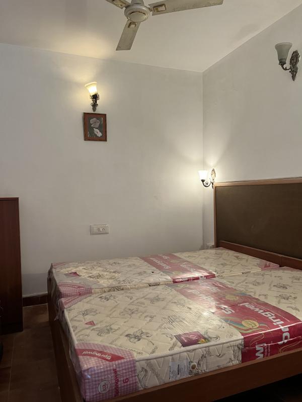  Guest House 4000 Sq.ft. for Rent in Hbr Layout, Bangalore