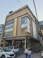  Showroom for Rent in Lawrence Road, Amritsar