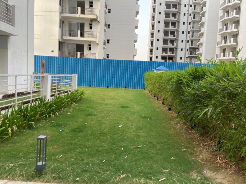 3 BHK 1575 Sq.ft. Apartment for Sale in Amar Shaheed Path, Lucknow