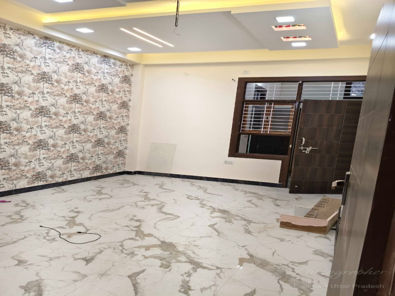 6 BHK 4500 Sq.ft. House for Sale in Sector 8 Vikas Nagar, Lucknow