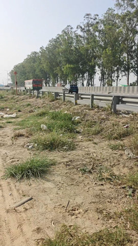  38000 Sq. Yards Residential Plot for Sale in Garhmukteshwar, Hapur