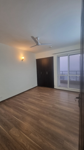 2.5 BHK 1400 Sq.ft. Apartment for Rent in Sector 110 Noida