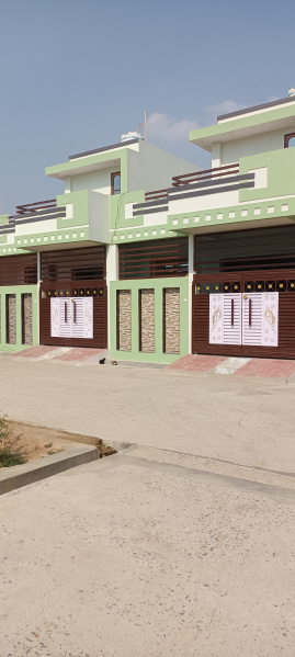  Commercial Land 1000 Sq.ft. for Sale in Mohan Road, Lucknow