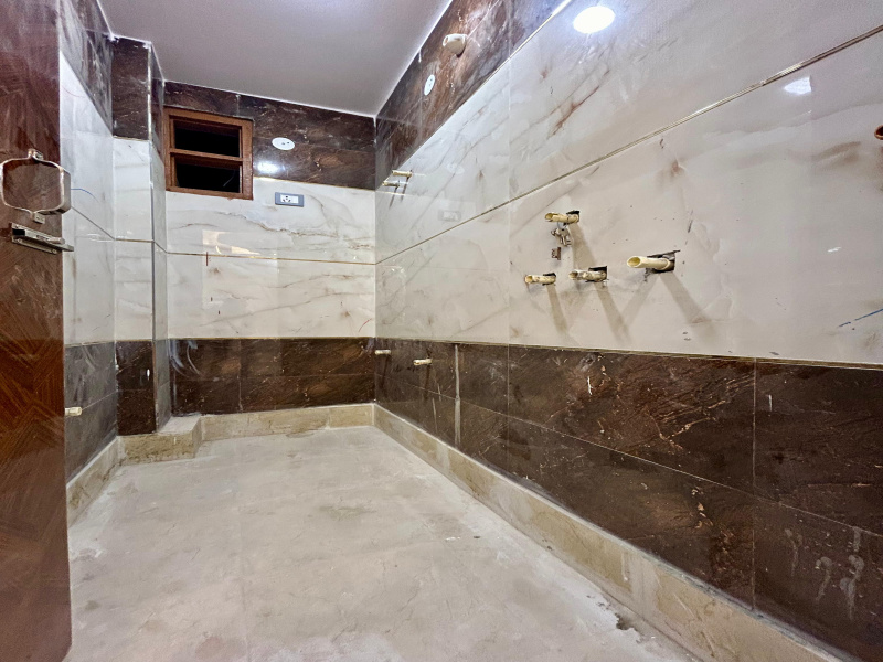 3 BHK Apartment 1200 Sq.ft. for Sale in Tilak Nagar, Delhi