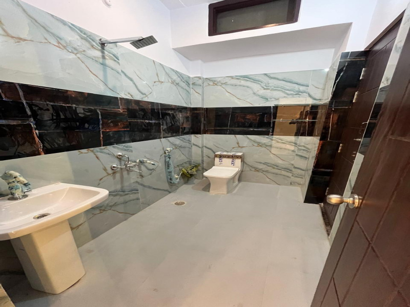 3 BHK 1800 Sq.ft. Villa for Sale in Jankipuram Extension, Lucknow