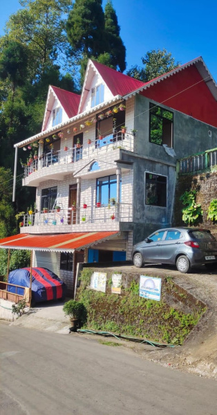 6 BHK Farm House 2000 Sq.ft. for Sale in Mirik, Darjeeling