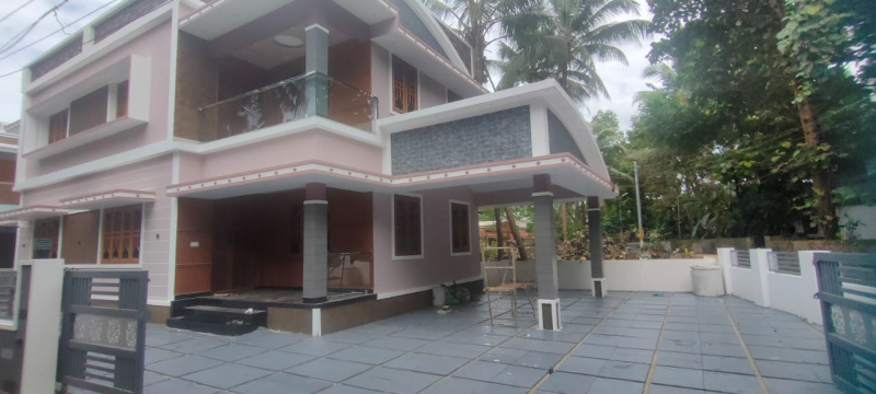 5 BHK House 2270 Sq.ft. for Sale in Ayanthole, Thrissur