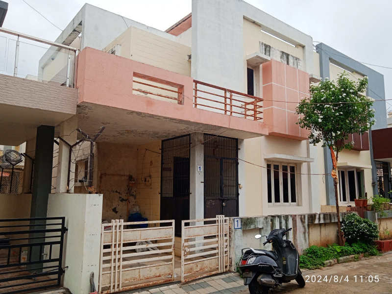 4 BHK House 1850 Sq.ft. for Sale in Bakrol, Anand