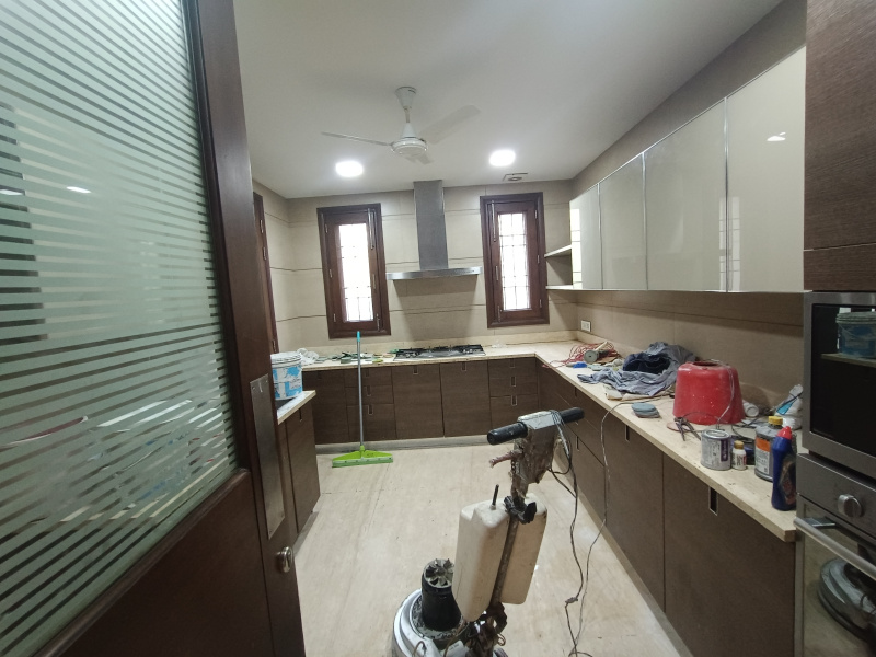 4 BHK Builder Floor 400 Sq. Yards for Sale in Safdarjung Enclave, Delhi