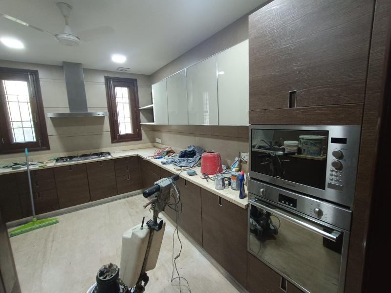 4 BHK Builder Floor 400 Sq. Yards for Sale in Safdarjung Enclave, Delhi