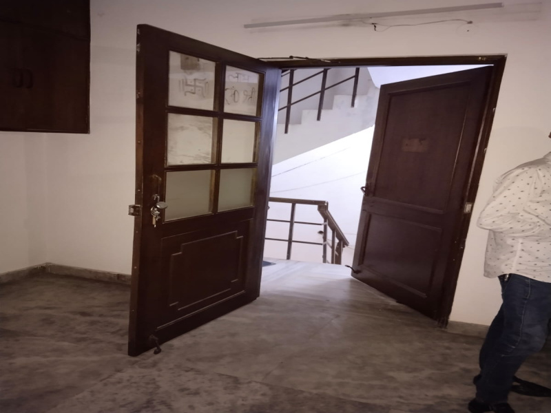 2 BHK 150 Sq. Yards Builder Floor for Sale in Green Park, Delhi